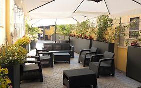 Hotel Astoria Golden Gate  2*